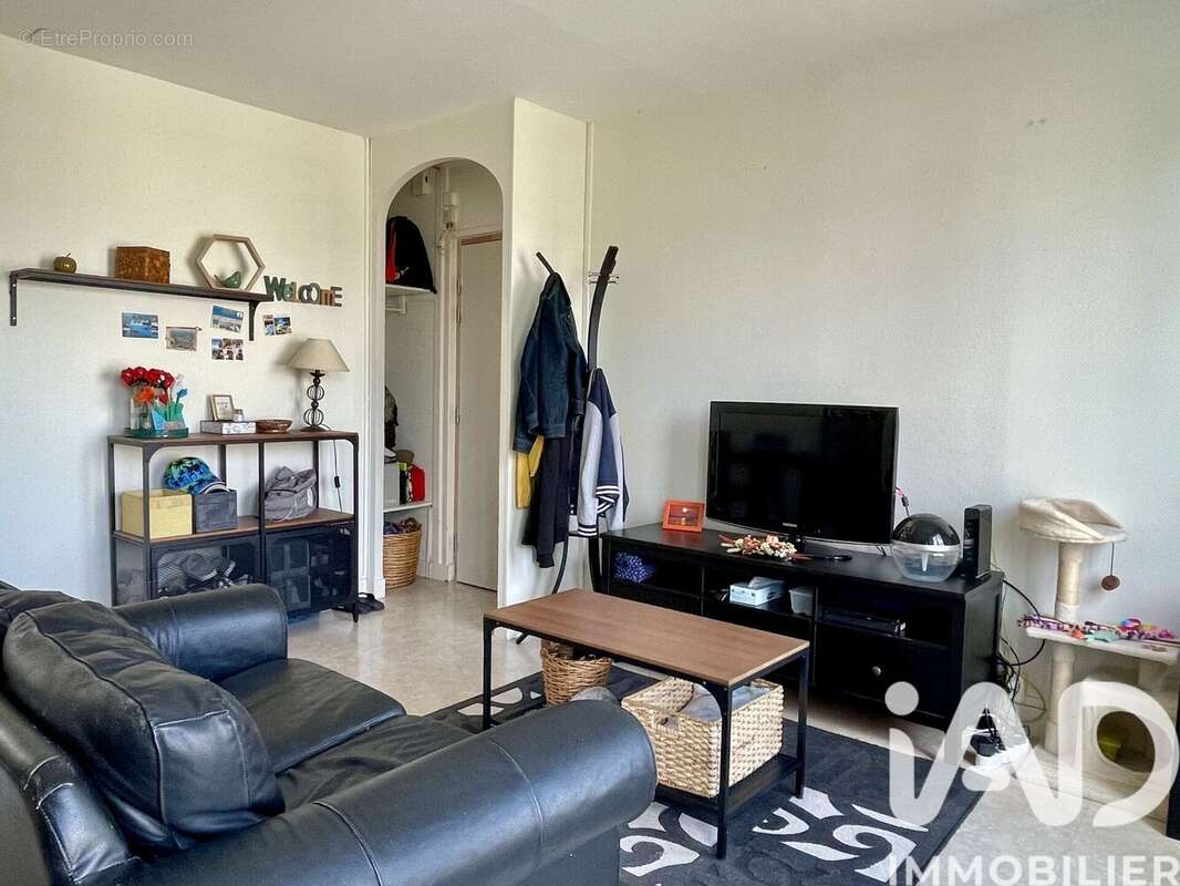 Photo 3 - Appartement à SAINT-JEAN-DE-BRAYE