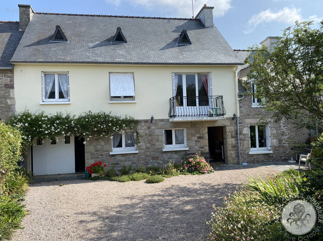 Maison à PLEVENON