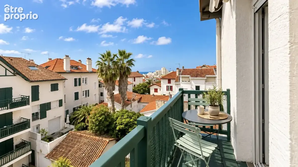 Biarritz  quartier mairie / marne  t3 bis traversant rénové - photo 18