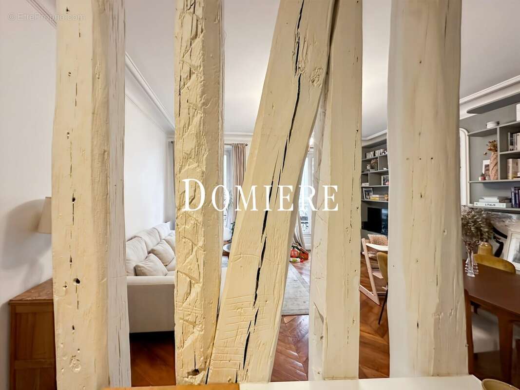 Appartement à PARIS-17E