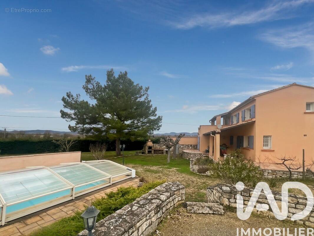 Photo 1 - Maison à BARJAC