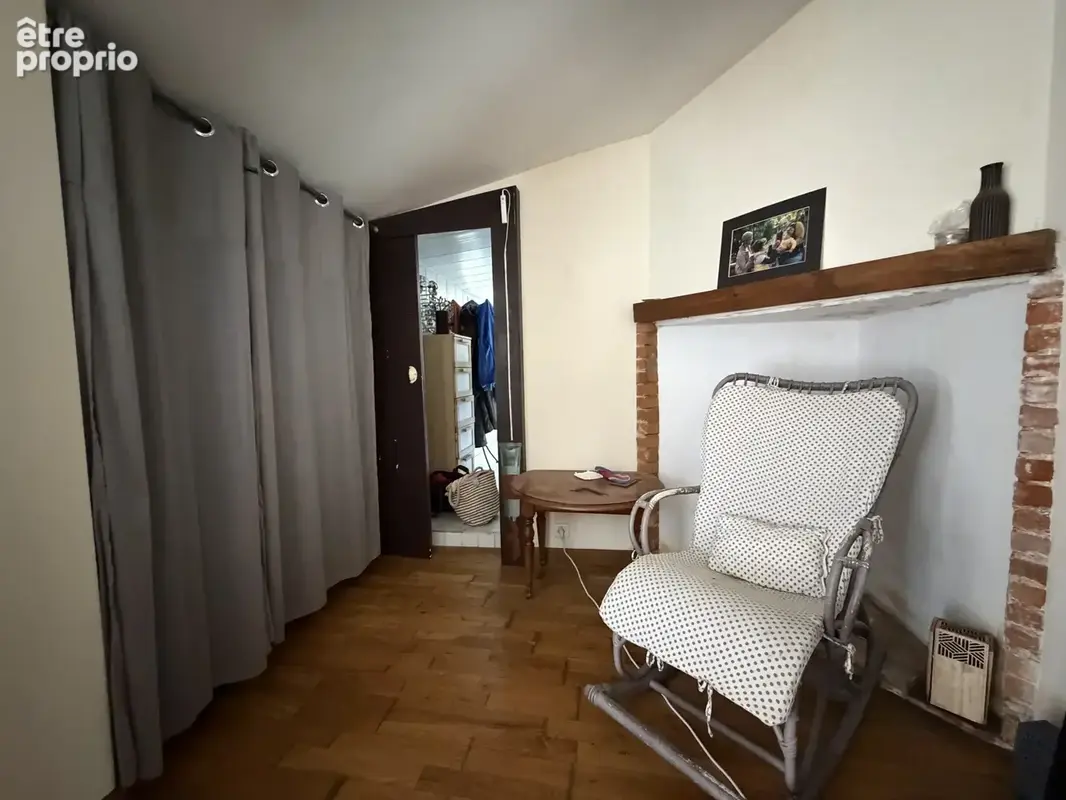 longère 4 chambres et bureau sur 2280 m2 de terrain avec bâtiment de 180 m2 - photo 16
