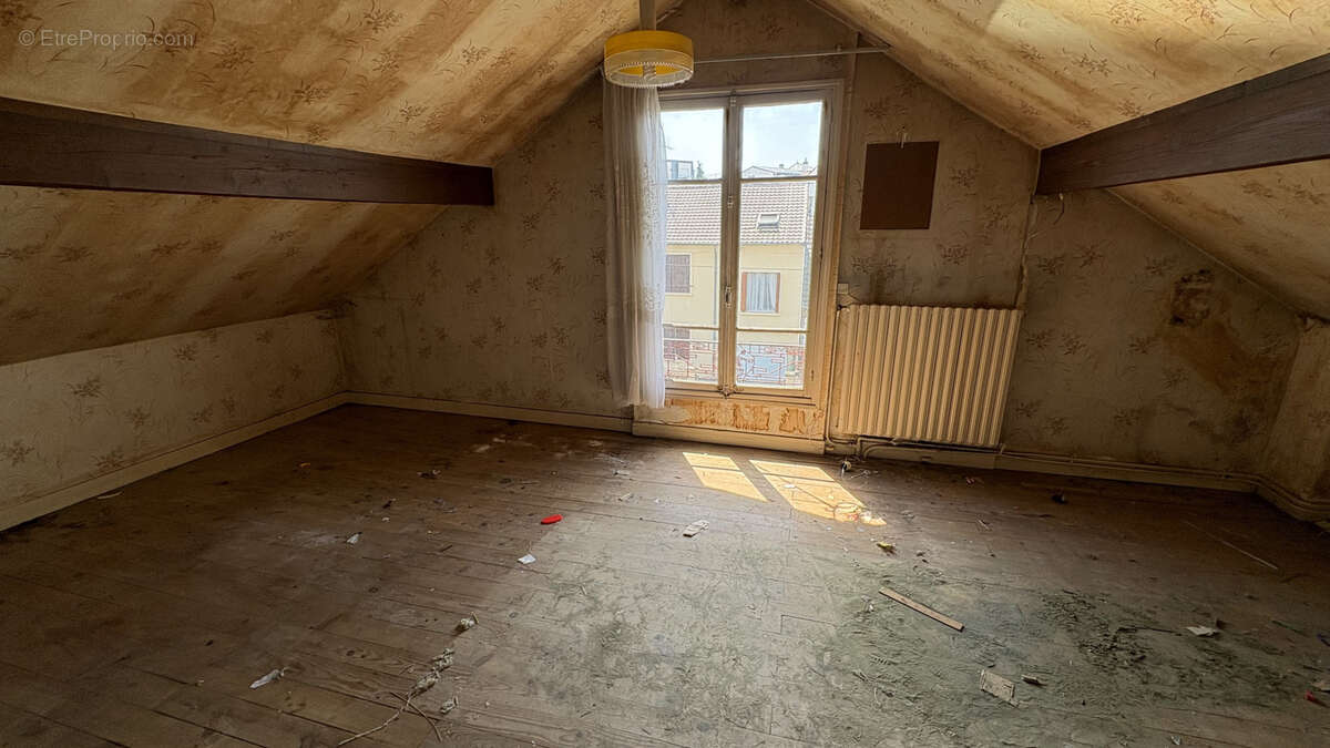 Maison à TREMBLAY-EN-FRANCE