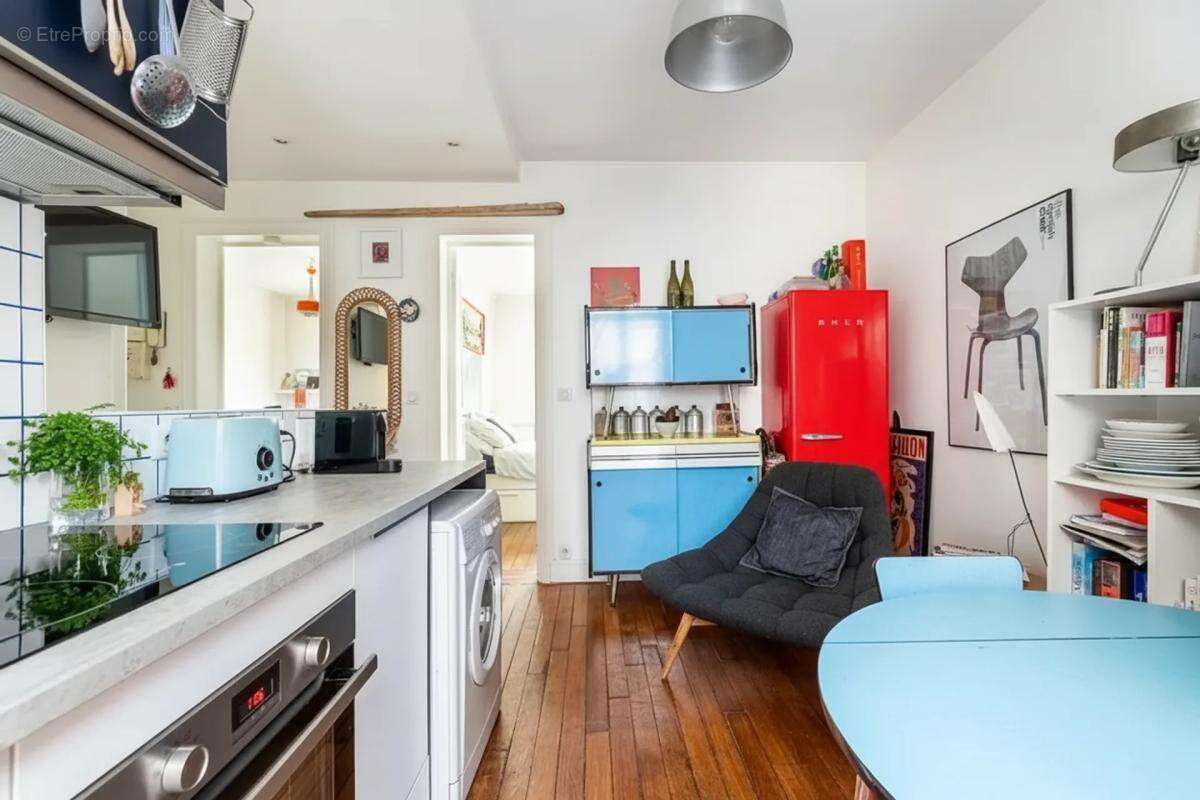 Appartement à PARIS-14E