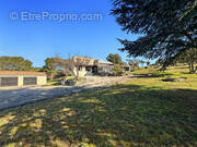 Maison à SIMIANE-COLLONGUE