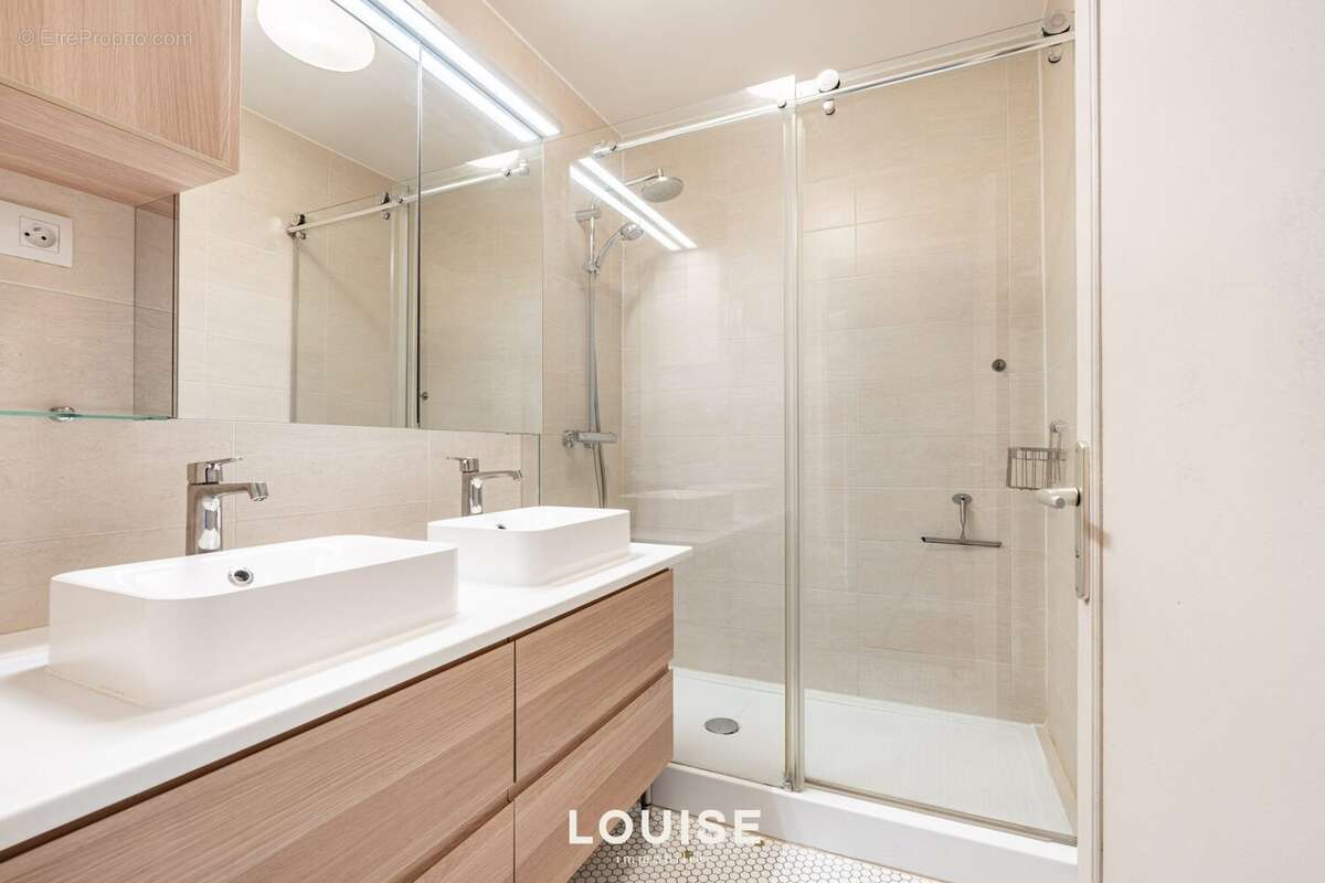 Appartement à CHAVILLE