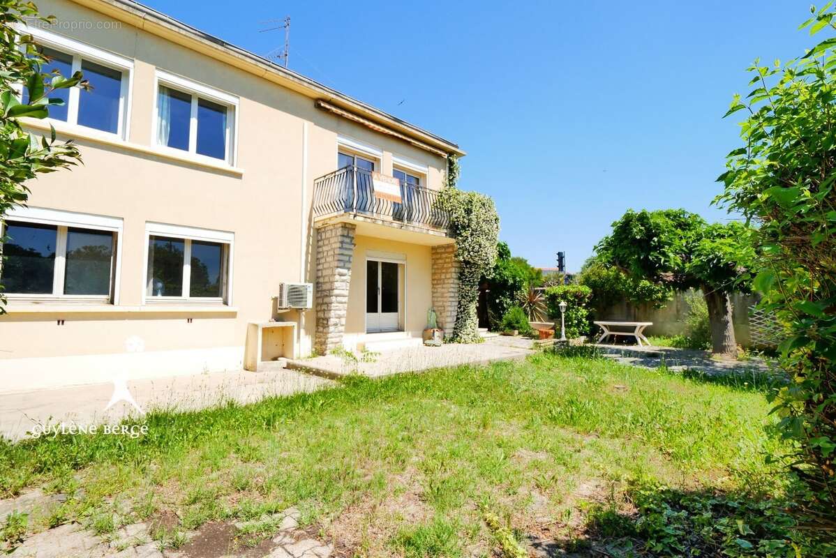 Maison à LE CRES