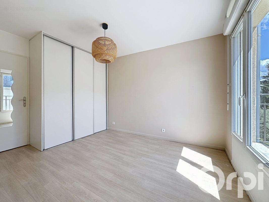 Appartement à LONGJUMEAU