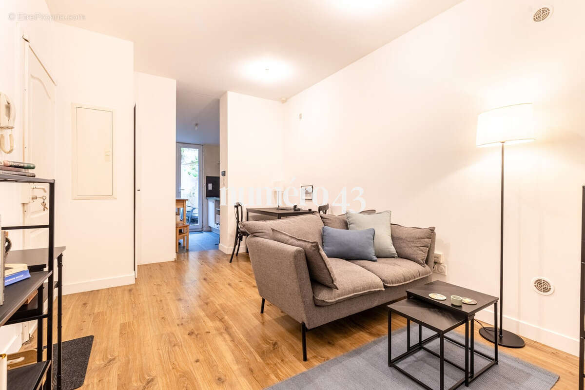 Appartement à BORDEAUX