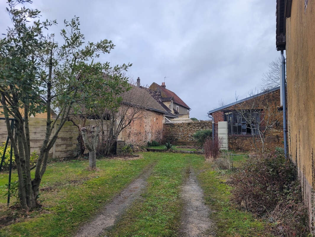 Maison à LES ETILLEUX