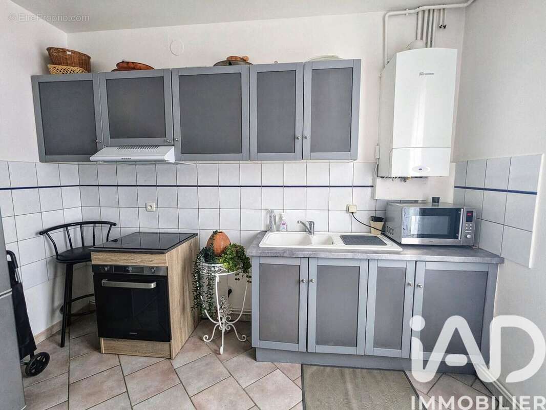 Photo 9 - Appartement à LES PAVILLONS-SOUS-BOIS