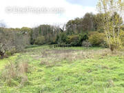 Terrain à SAINT-JEAN-DE-BLAIGNAC
