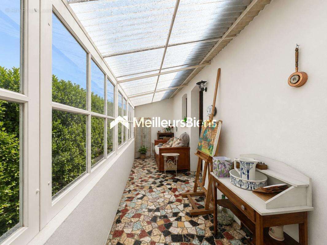 Sud Ardèche - Les Vans : Maison 134 m2 avec dépendance et espaces de stockage - photo 4