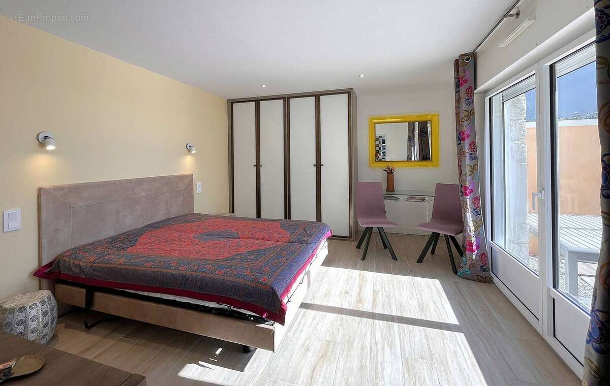 Maison à LE POULIGUEN