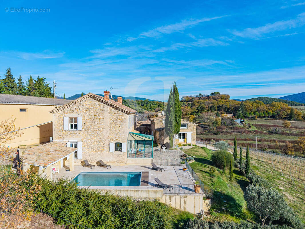 Maison à VAISON-LA-ROMAINE