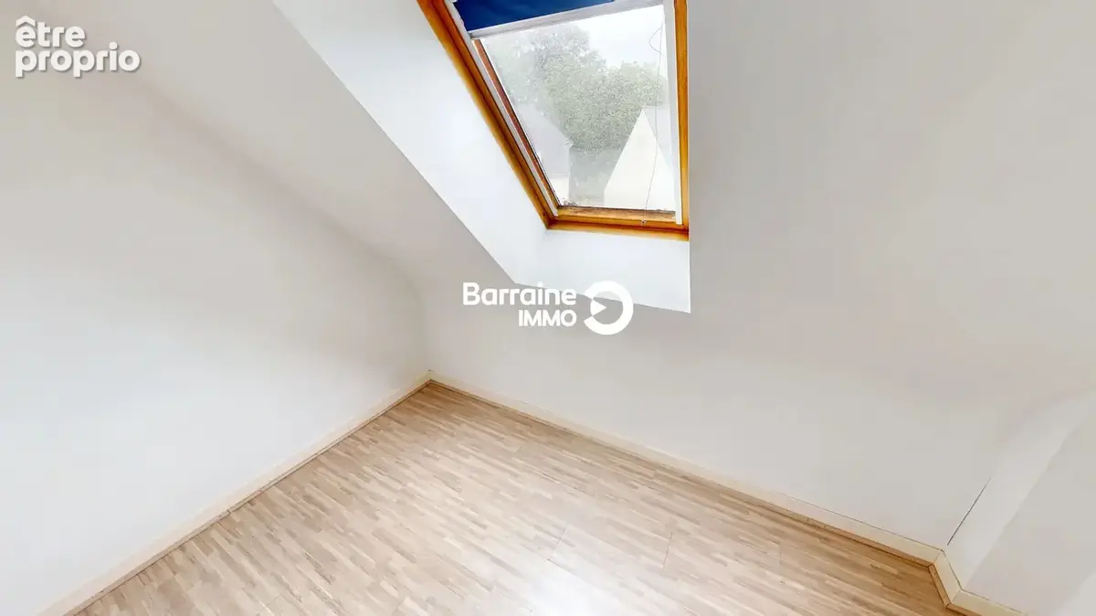 Larmor plage - maison non mitoyenne en impasse - terrain de 350m² et garage - photo 12