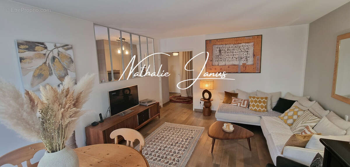 Appartement à ETIOLLES