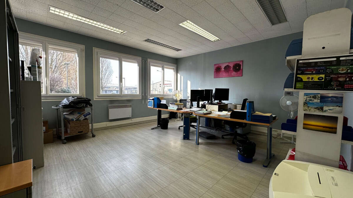 Autre à NOGENT-SUR-OISE