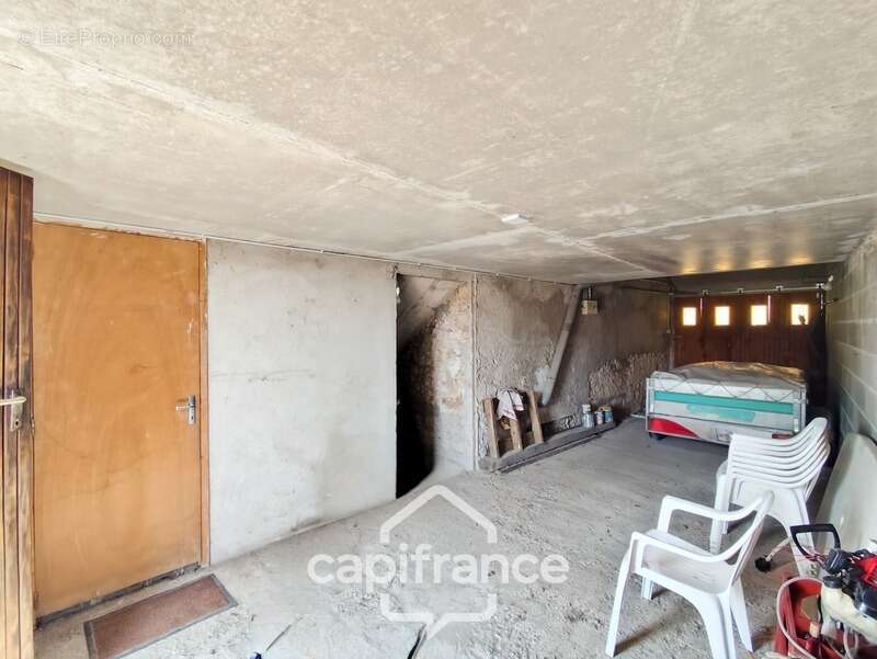 Maison à BESSE-SUR-BRAYE