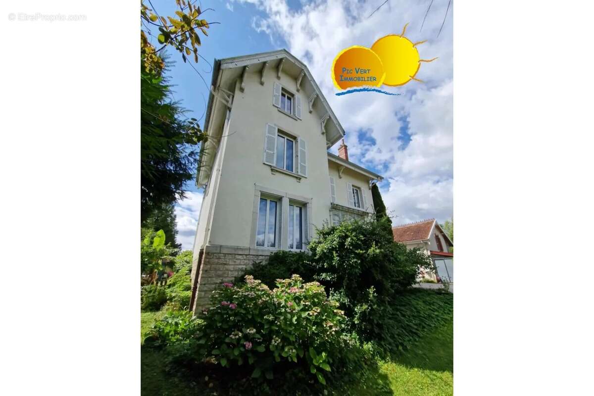 Maison à AUXONNE