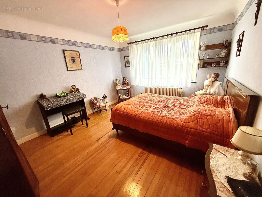 Maison à EPIEZ-SUR-CHIERS