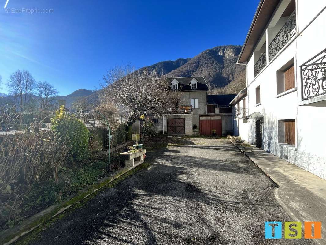 Maison à SALLES-ET-PRATVIEL