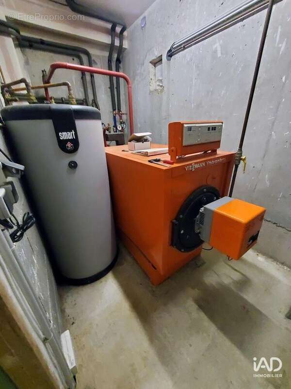 Photo 9 - Commerce à ALBARET-SAINTE-MARIE