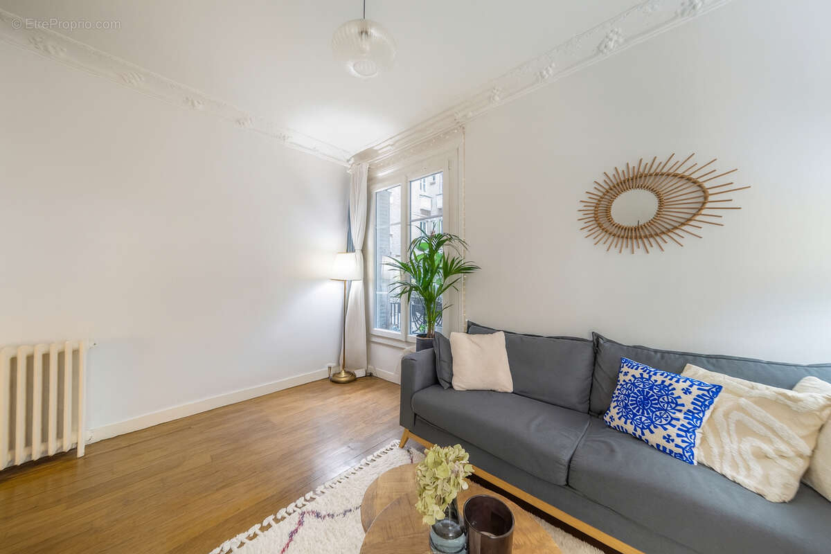 Appartement à PARIS-15E