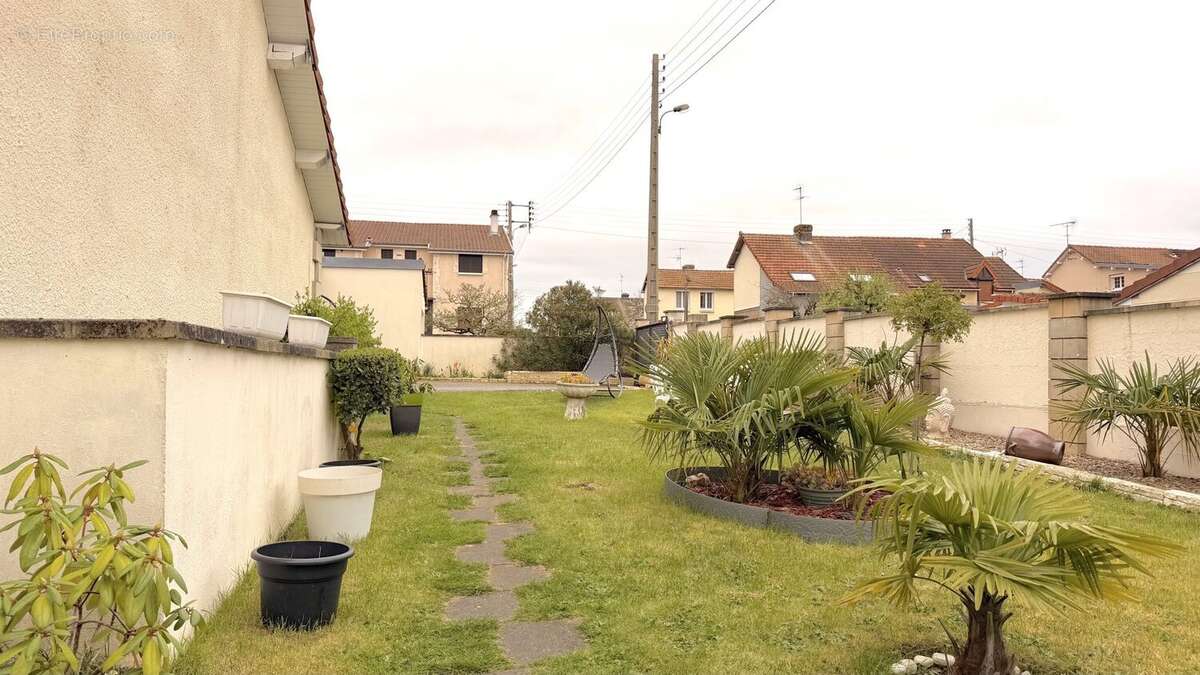 Maison à SOTTEVILLE-LES-ROUEN