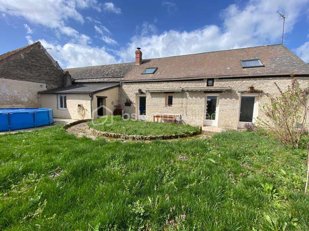 Maison en pierre entièrement rénovée - photo 2