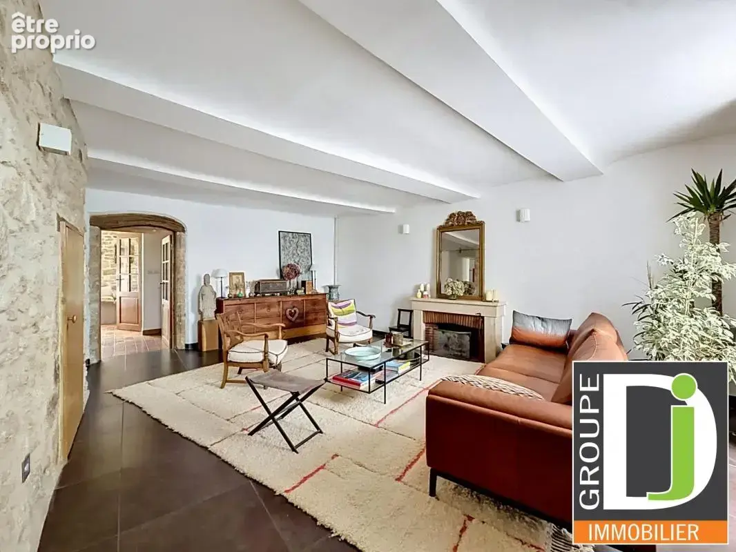 Maison en pierre à vendre à Etoile-sur-rhône, avec garage et - photo 2
