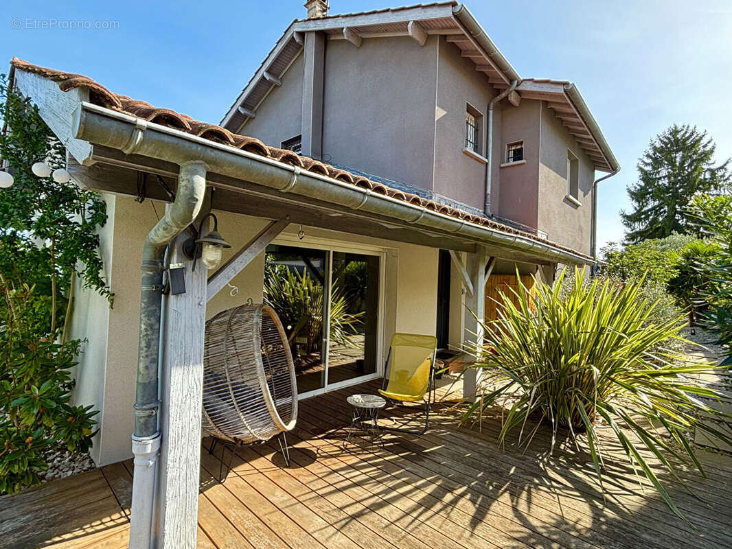 Maison à VILLETTE-D'ANTHON