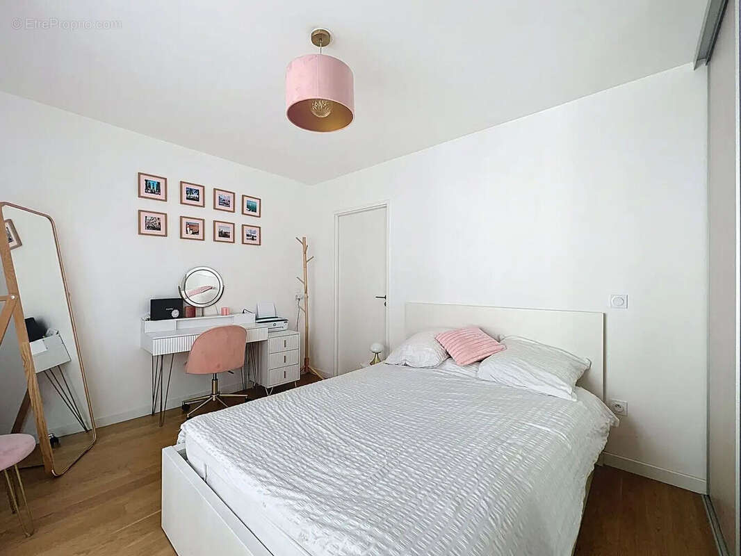 Appartement à SURESNES