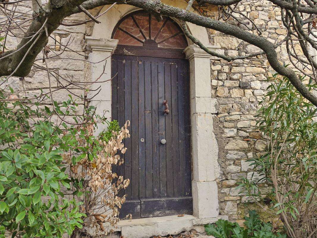 Maison à SAINT-NAZAIRE-DES-GARDIES