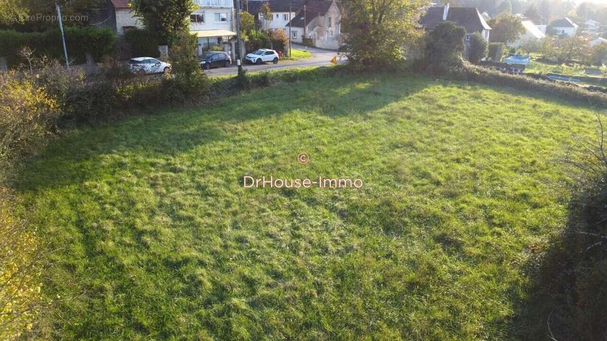 Terrain à CHATELLERAULT