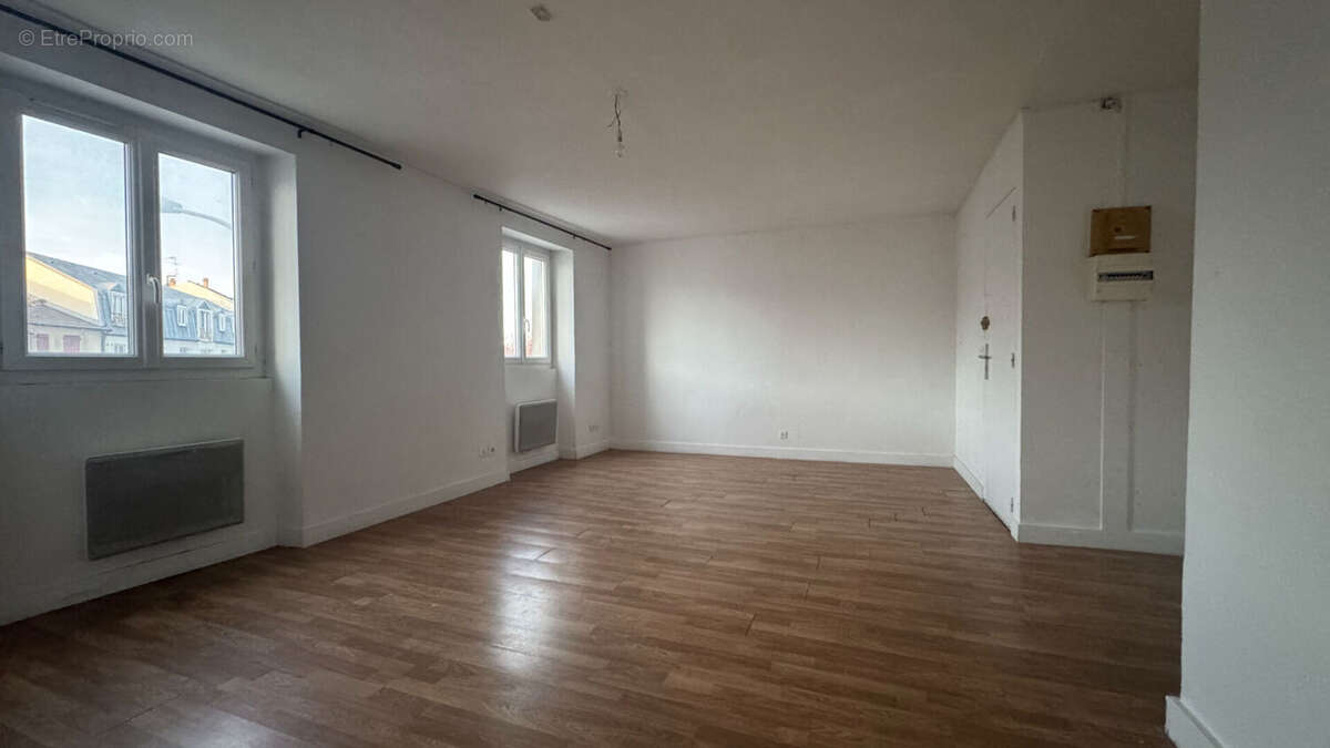 Appartement à LIVRY-GARGAN
