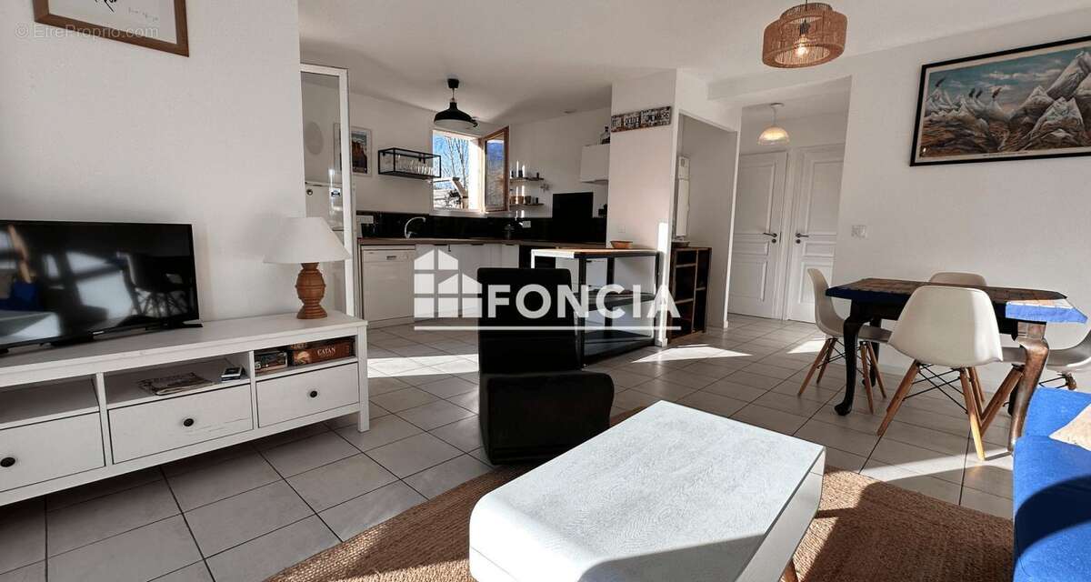 Appartement à DOUSSARD