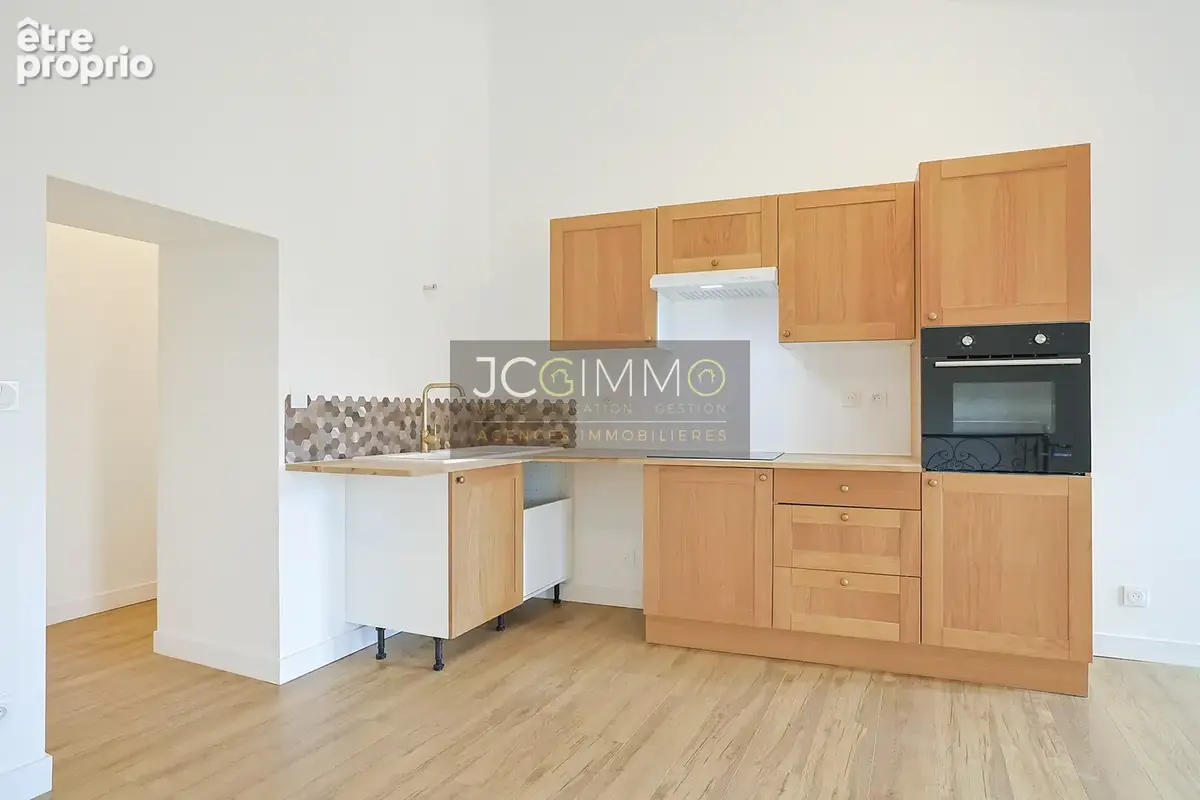 Maison avec jardin et garage / Rénovée en 2025 - photo 5