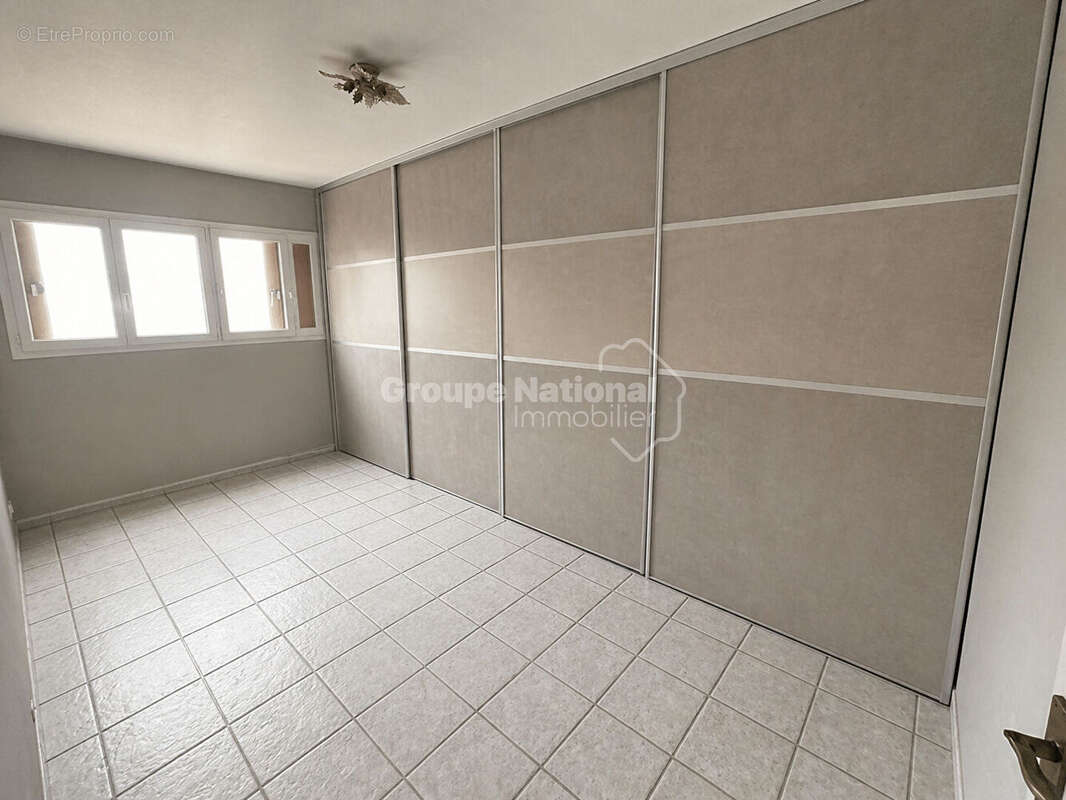 Appartement à MARSEILLE-15E
