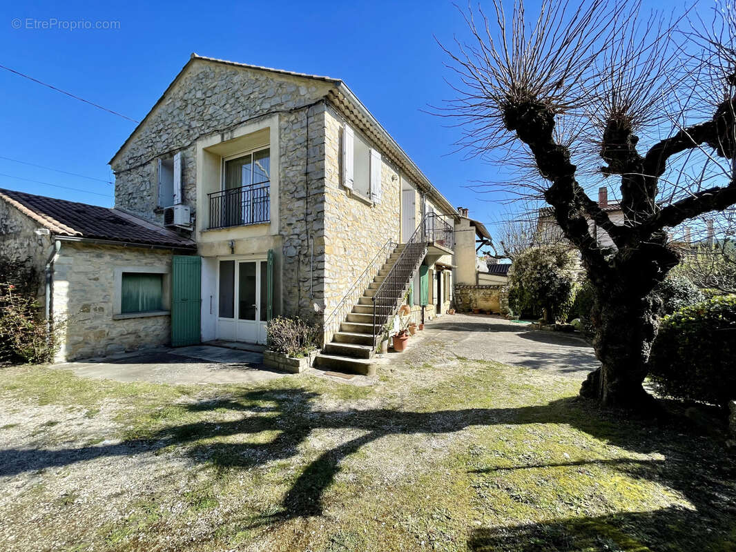 Maison à VAISON-LA-ROMAINE