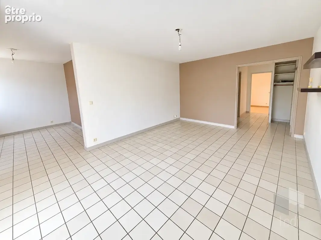 MONTÉLIMAR   Appartement de 90 m2 avec 3 à 4 chambres - photo 3