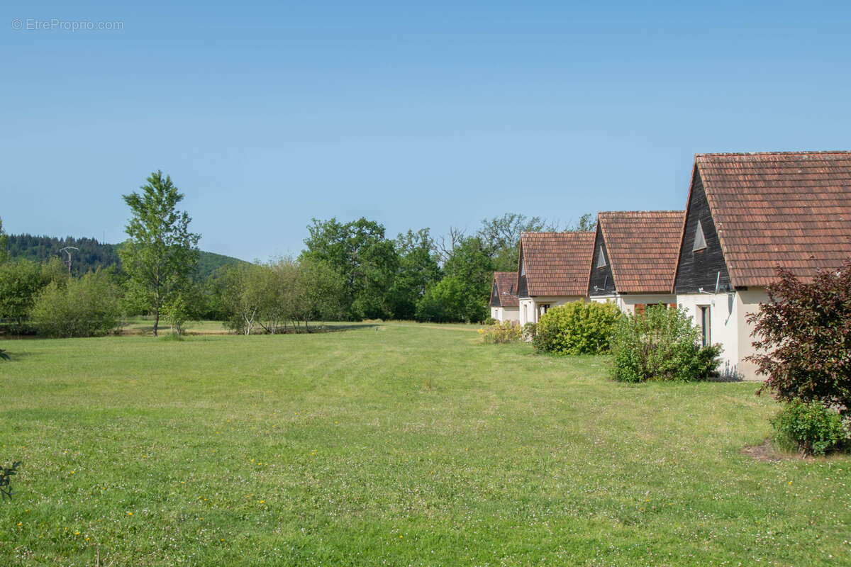 Maison à LACAPELLE-MARIVAL