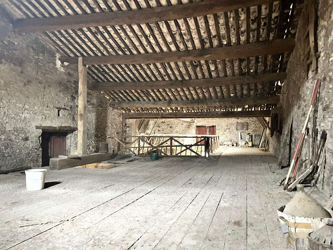 Autre à LEZIGNAN-CORBIERES