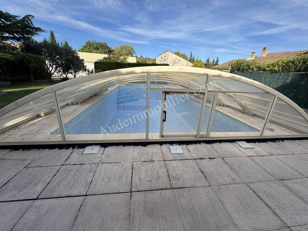 Maison avec piscine et hangar - photo 22