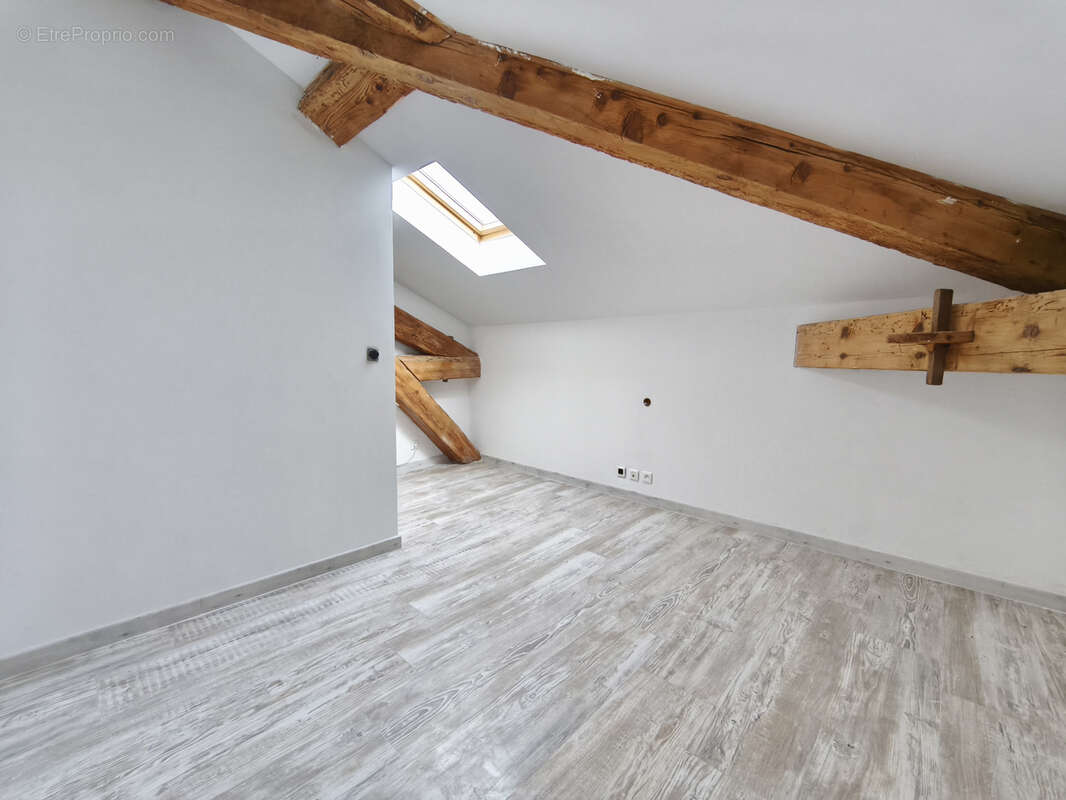 Appartement à MONTAGNY