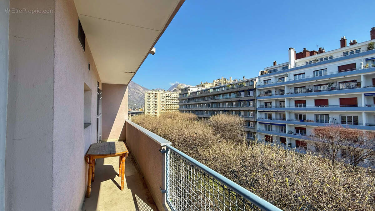 Appartement à GRENOBLE