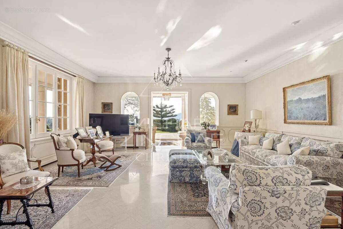 Maison à ANTIBES