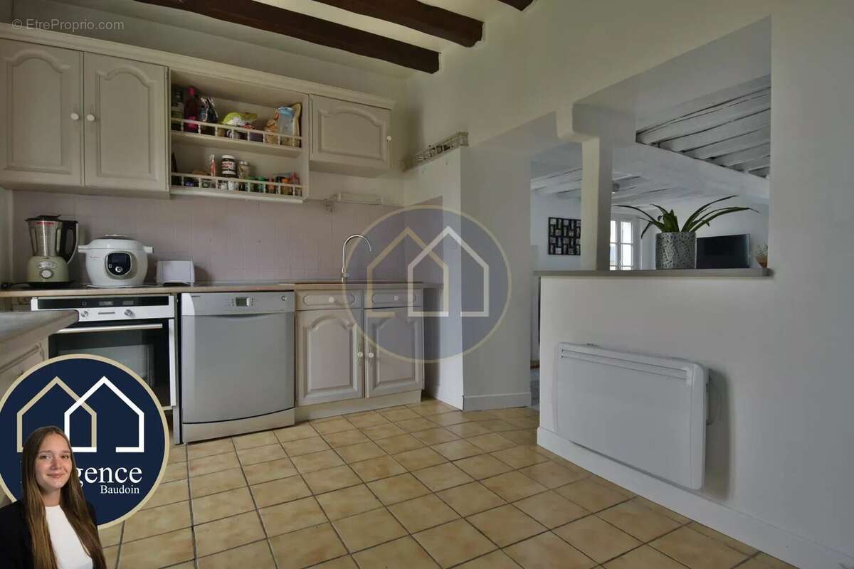 Maison à CLEVILLIERS