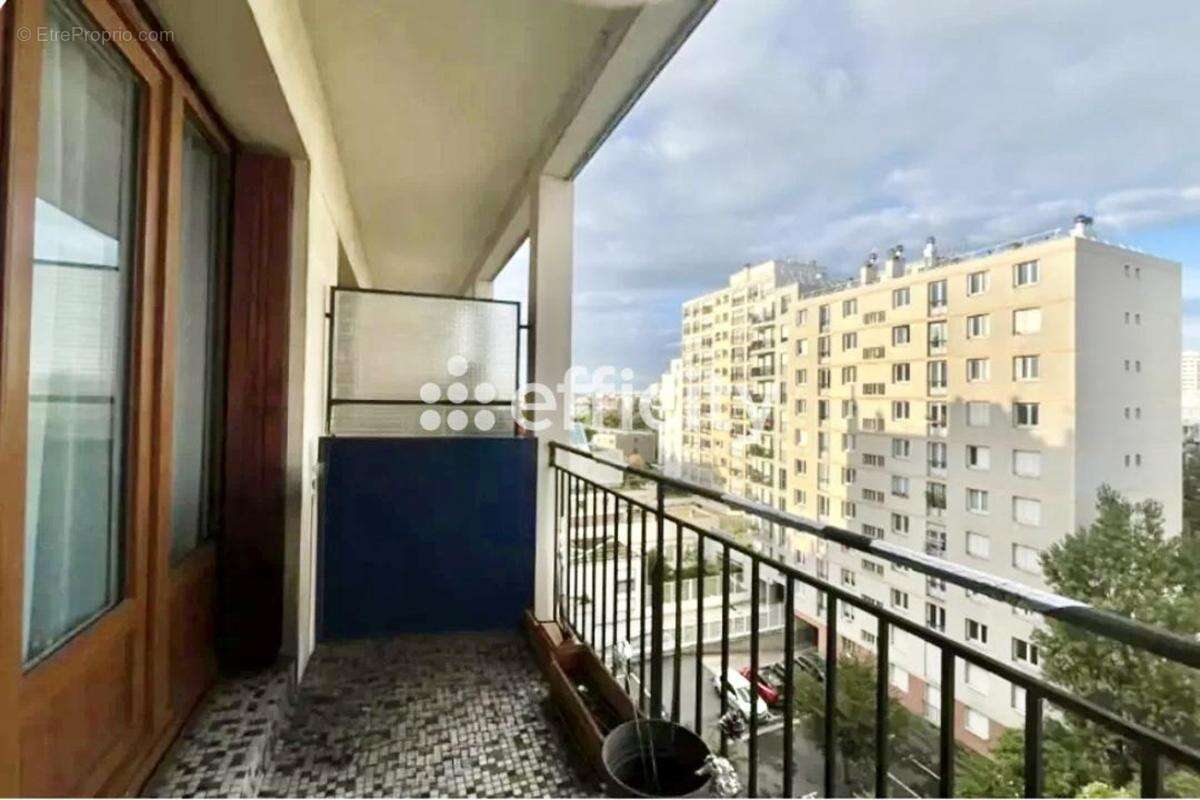 Appartement à PARIS-20E