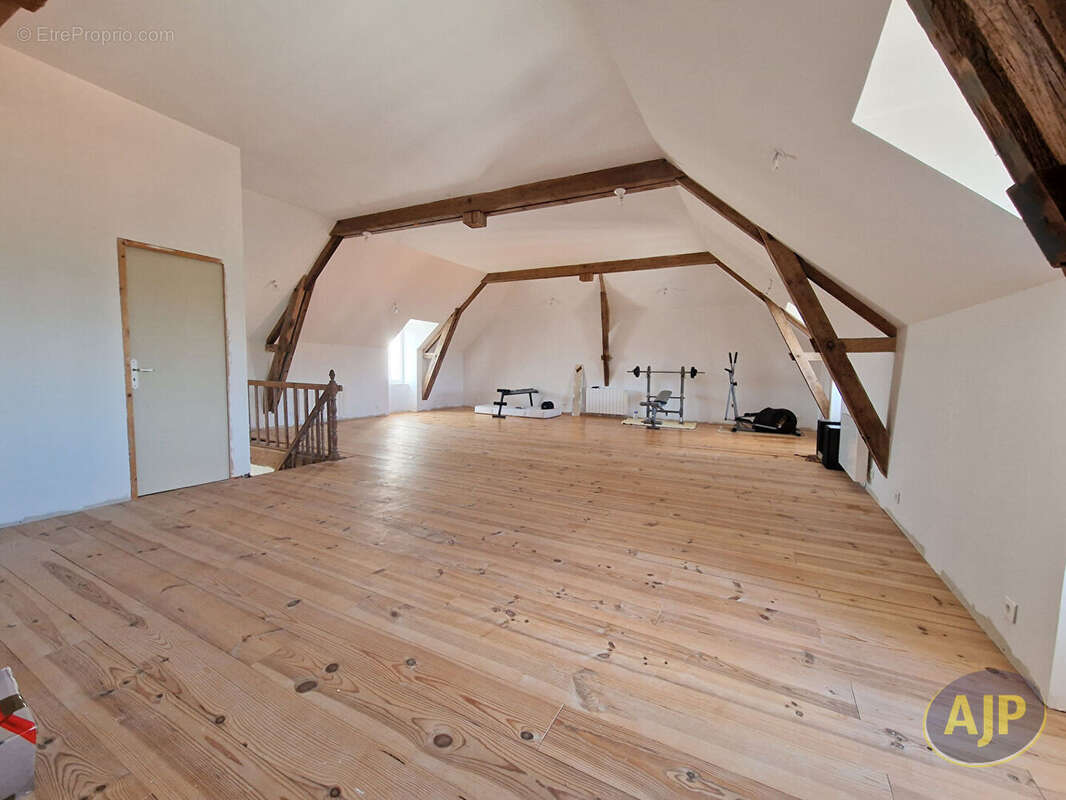 Maison à LA LIMOUZINIERE